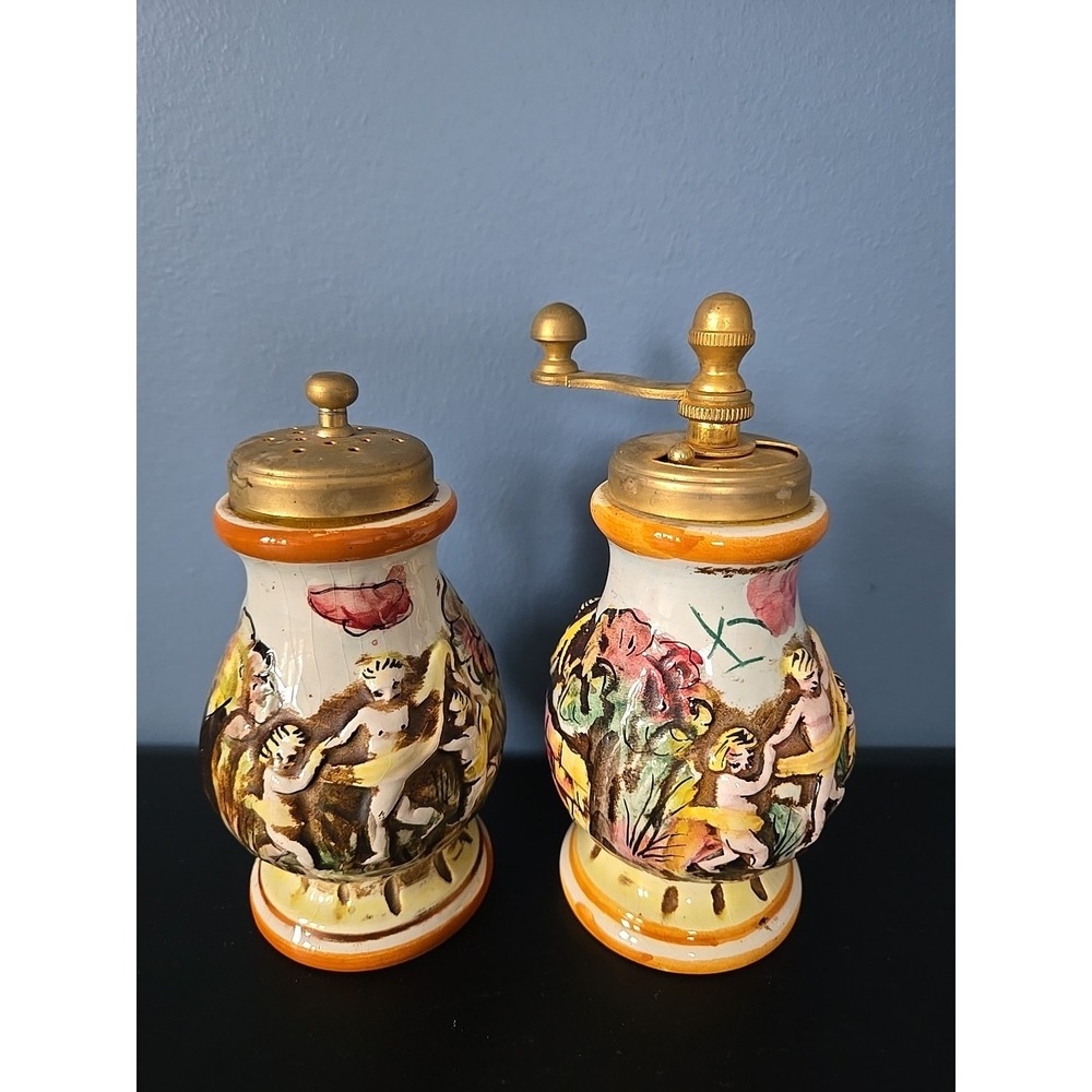 Capodimonte Porcelain Salt Shaker Pepper Mill Cherubs Angels Italy Vintage